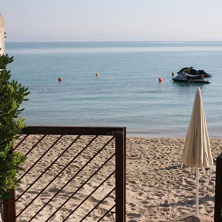 Lefka Apartment Hanioti Luaran gambar