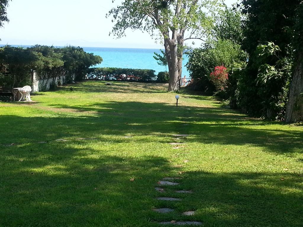 Lefka Apartment Hanioti Luaran gambar